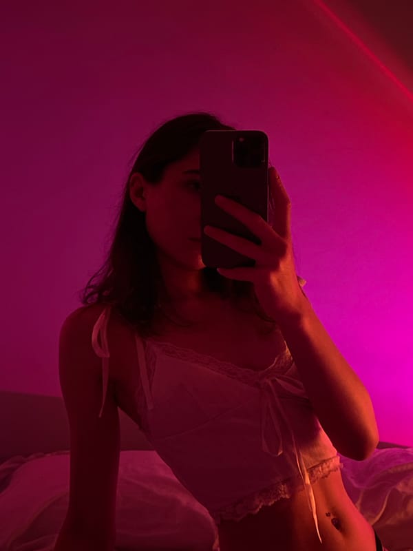 Evening at home in Ternopil: mood lighting, a curious cat, and selfies