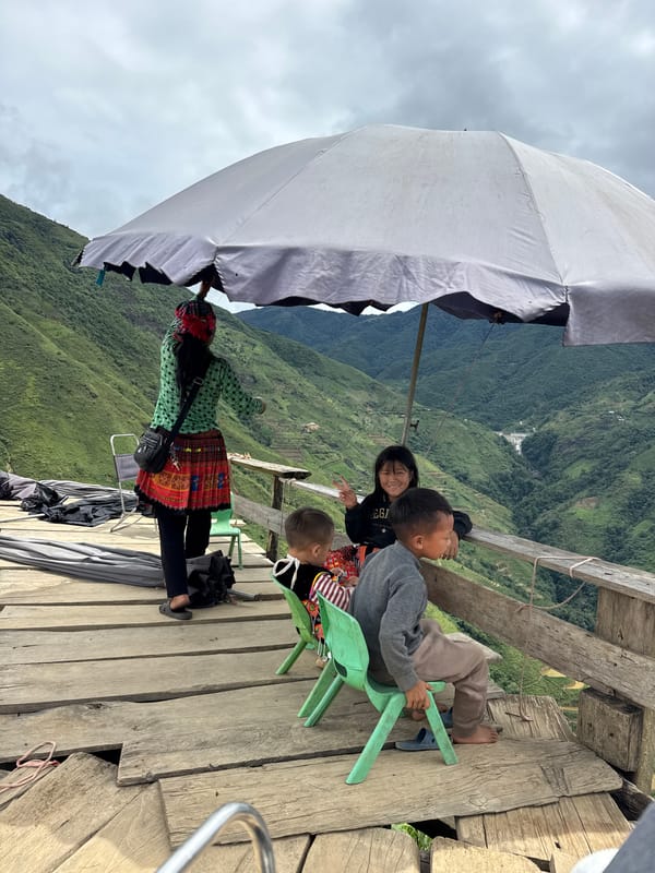 Families visit mountain viewing platforms in northern Vietnam