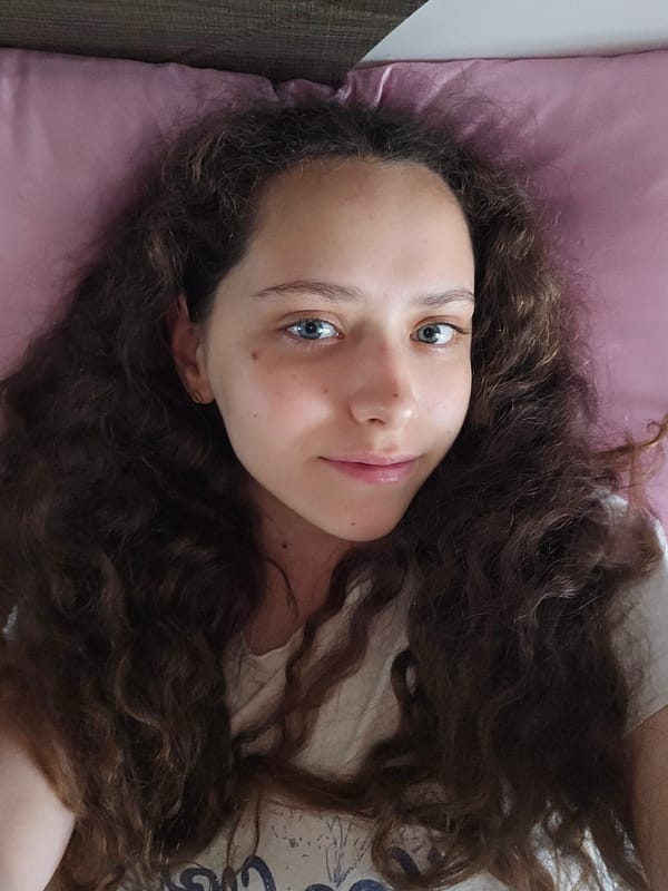 Lazy evening at home: selfies, baking, and a valley view