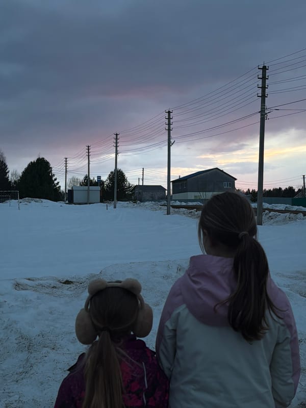 Daily life moments captured in snowy Russian village