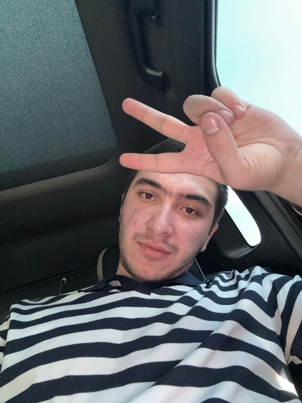 Casual moments captured on Tashkent streets during midday