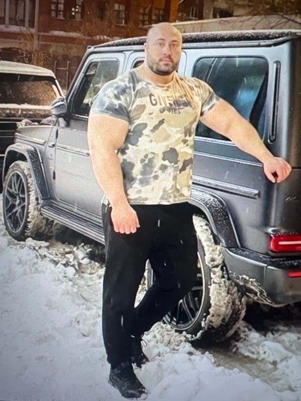 Gym sessions and snowy roads in Gyumri, Armenia