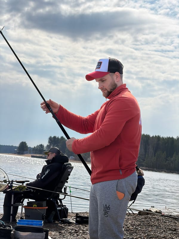 Early morning fishing session documented in Chaykovsky, Russia