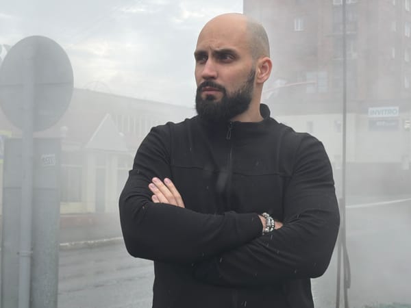 Man documents walk through industrial Norilsk amid vehicle damage