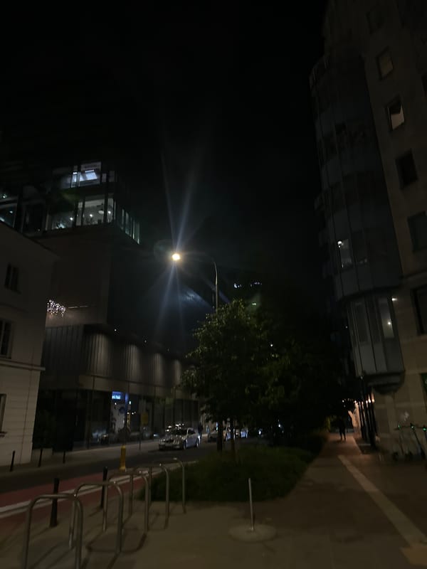 Nighttime urban street scene documented by multiple witnesses