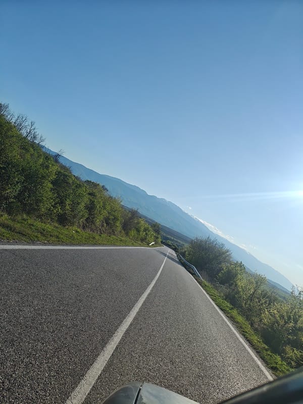 Street scenes documented at remote coordinates during Monday afternoon