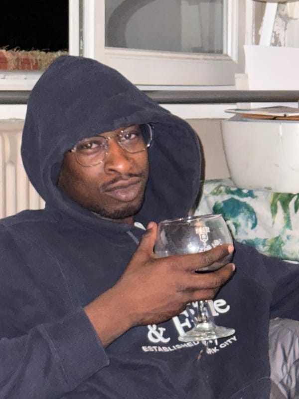 Evening domestic life documented in Sarcelles home under renovation