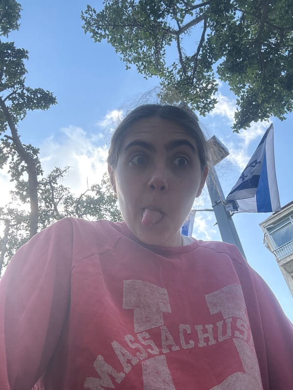 Casual afternoon moments across Tel Aviv public spaces