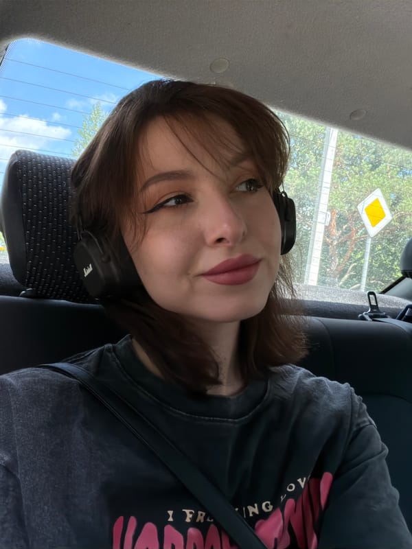 Backseat selfies and accessory close-ups on a casual day