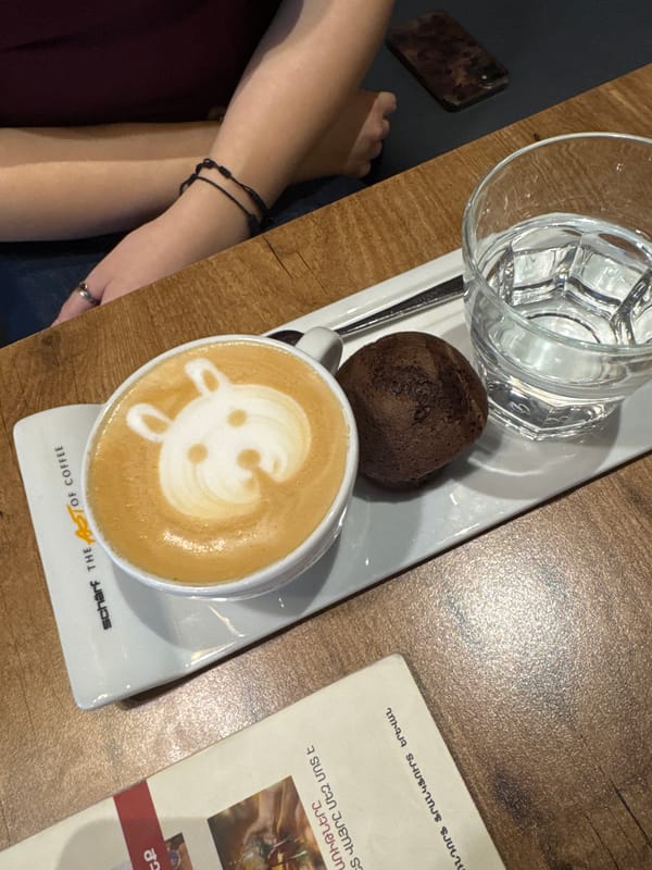 Latte art spotted at international coffee chain in Yerevan