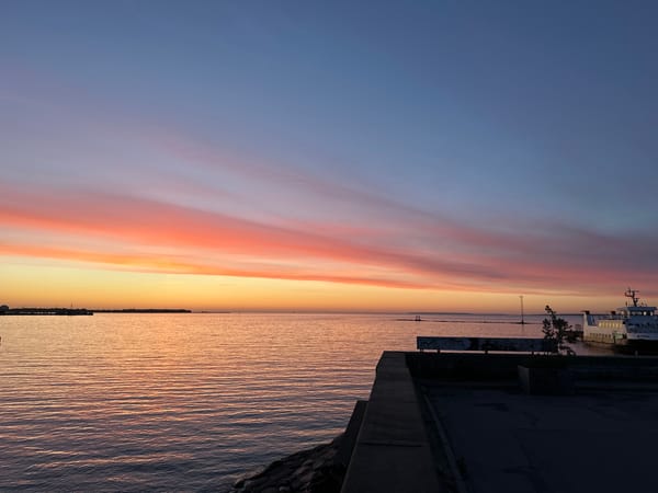 Sunset documented across Tallinn's Baltic coastline in 17-minute sequence