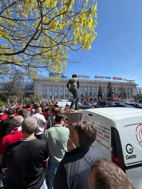 Crowd gathers around sculpture in central Sofia