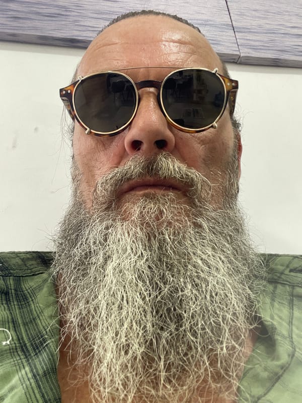 Selfie session inside a Netanya lobby, July 2026