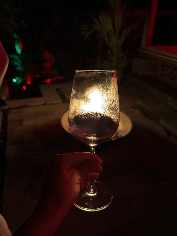 Evening drinks and fire pit gathering in Ungasan