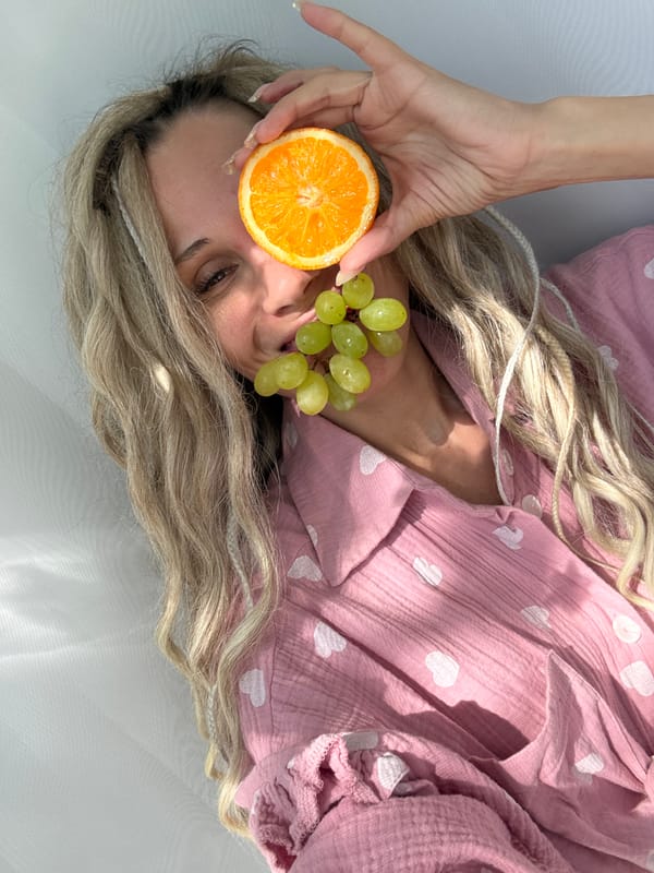 Creative fruit and sunglasses photo shoot captured in Rusanovo