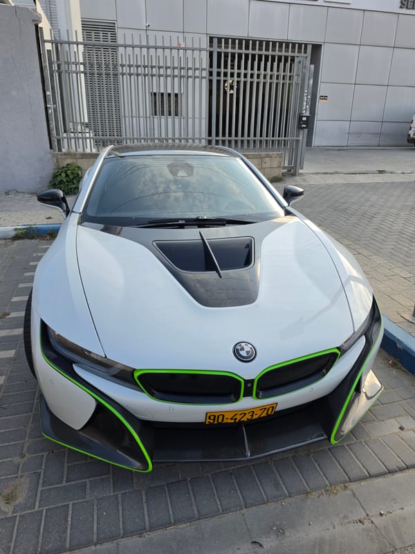 BMW i8 spotted parked on sidewalk in Rishon LeZion
