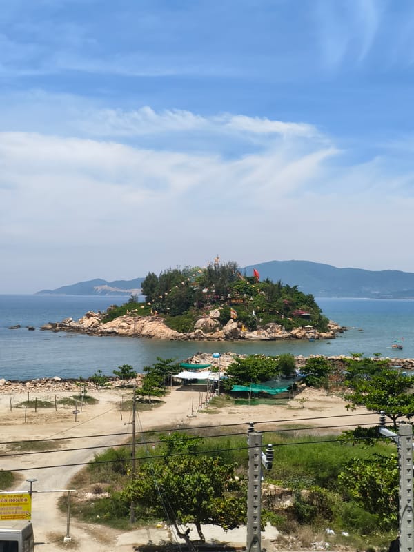 Nha Trang street scenes, art, and local life on a June morning