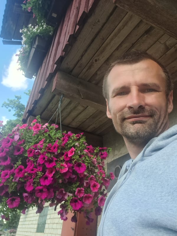 Relaxed afternoon at an outdoor café spot in Cēsis