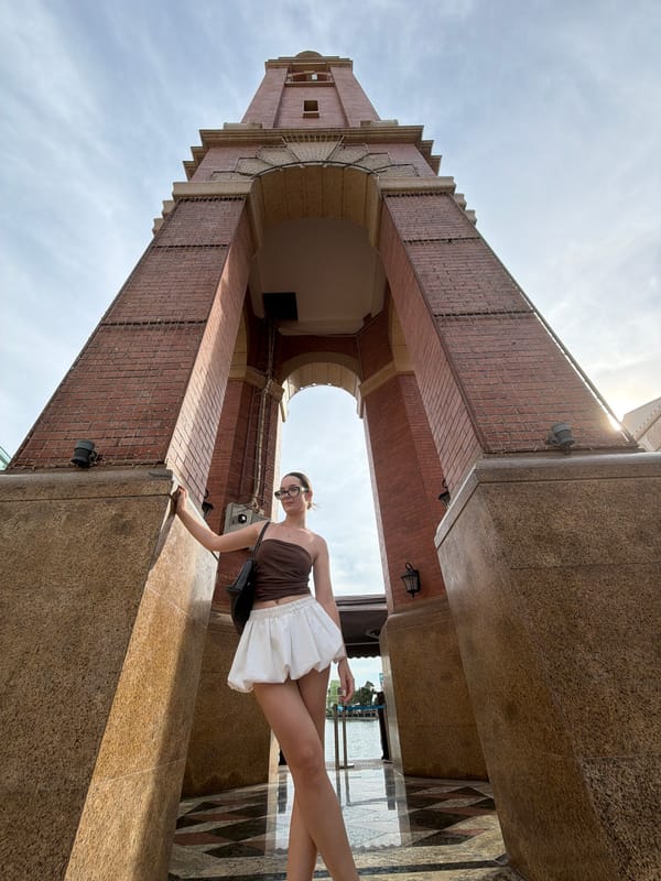 Venice-themed attraction visit in Nghĩa Trụ Commune, Vietnam