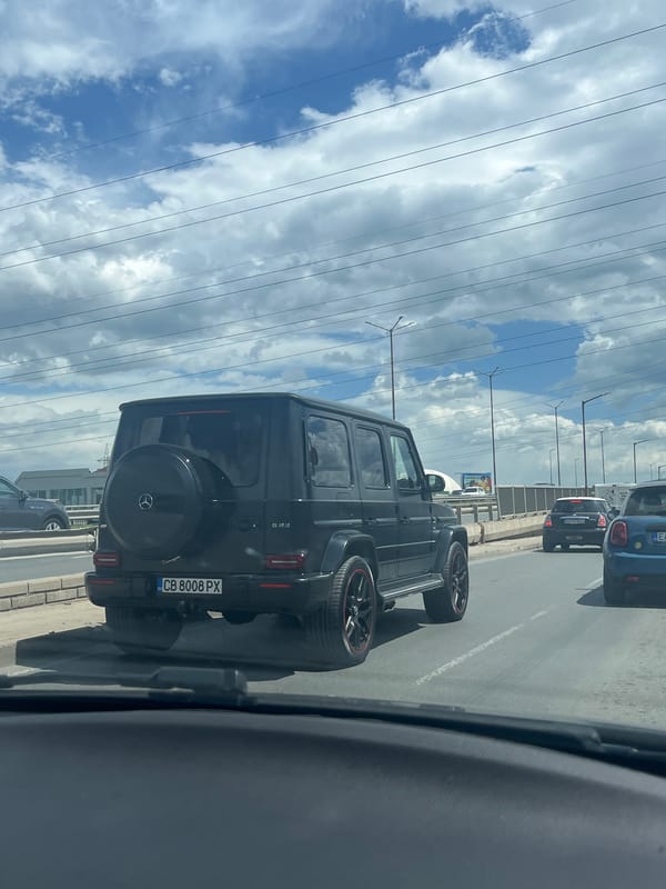 Black Mercedes G-Class spotted in Sofia traffic