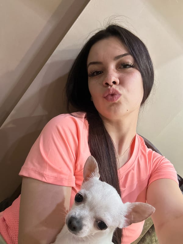 Selfie moment with a white chihuahua in Sliven, Bulgaria