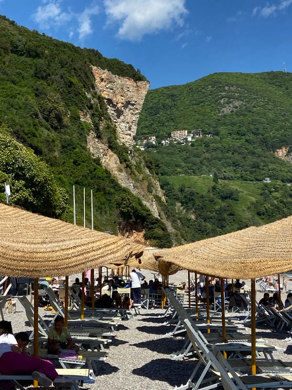 Beachside wine tasting draws crowds to Montenegro coastal restaurant