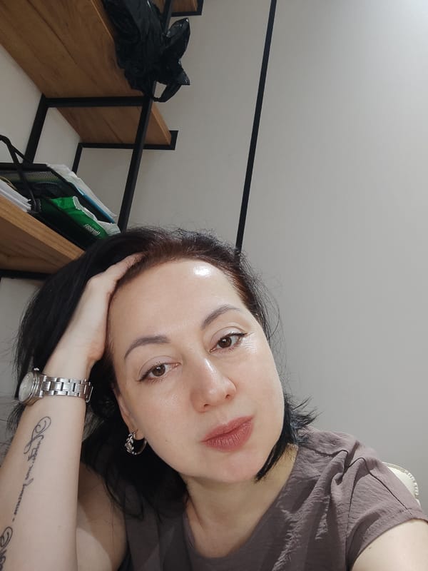 Back-to-back indoor selfies in Tashkent