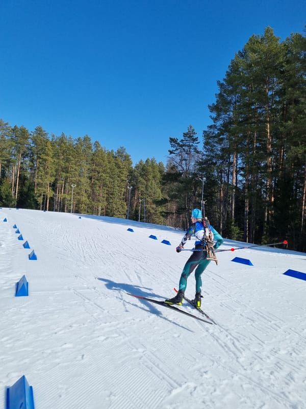 Biathlon training session documented at Russian winter sports facility