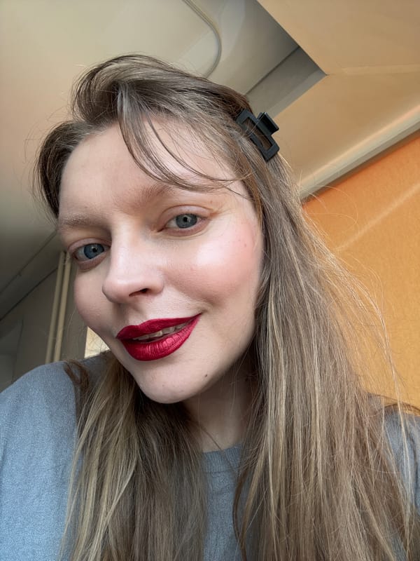 Woman photographed in portrait session in Izhevsk, Russia