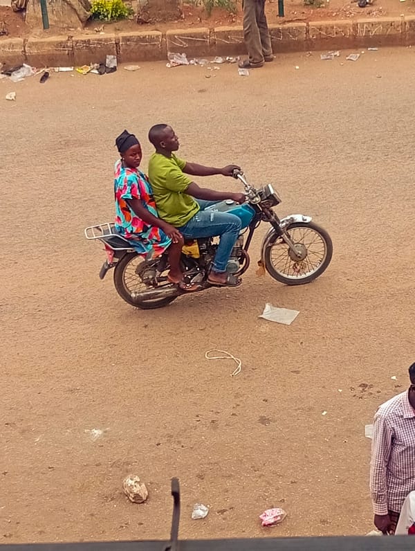 Urban street life documented across five-minute span