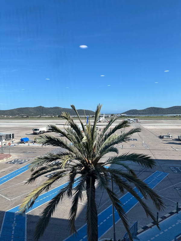 Airport activity documented in Sant Josep de sa Talaia