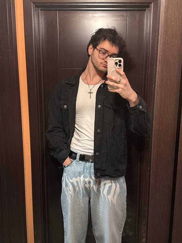 Student documents daily life through selfies and study session
