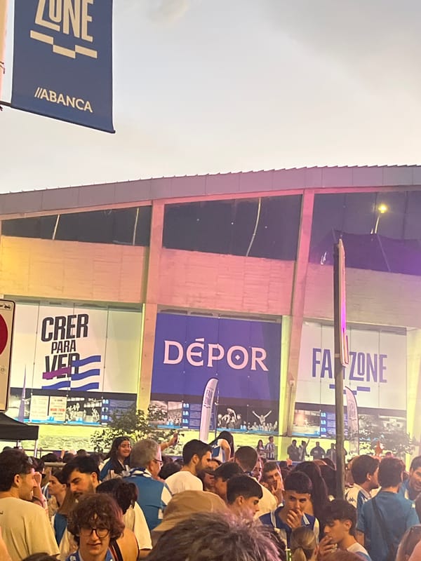 Deportivo fans gather with flares at A Coruña fan zone