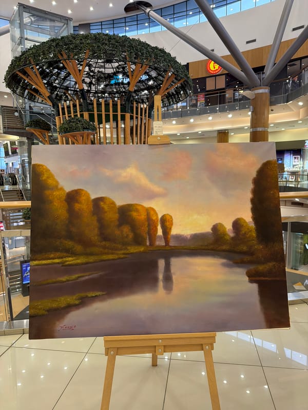Art and jewelry displays observed in commercial building