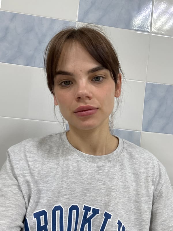 Woman in Brooklyn sweatshirt spotted in Anapa bathroom