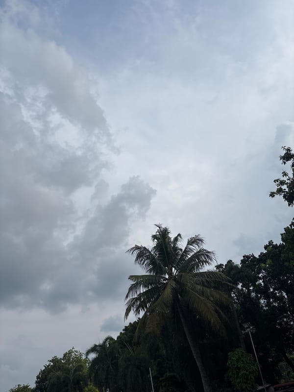 Overcast skies observed over Central Jakarta Friday morning