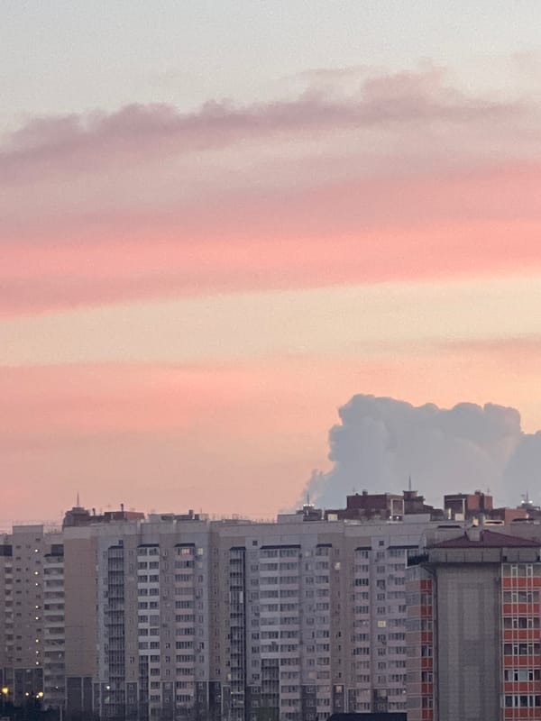 Witness captures Krasnoyarsk sunset and residential buildings