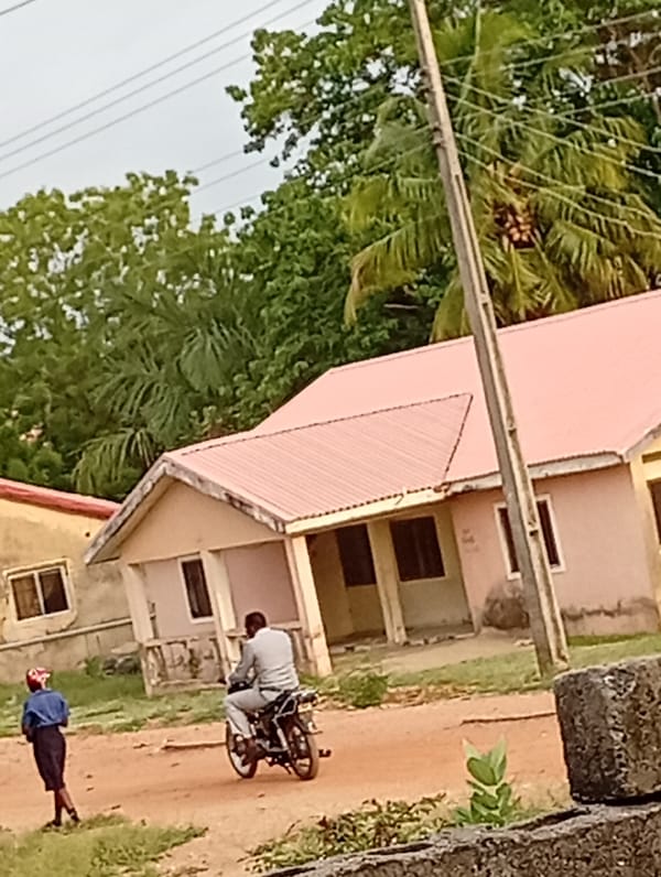 Morning daily life captured in Adankolo Nigeria residential streets