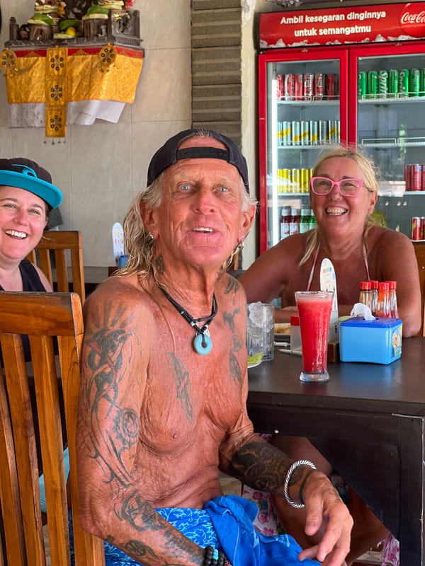 Casual beach hangout and eatery scenes in Kuta Selatan