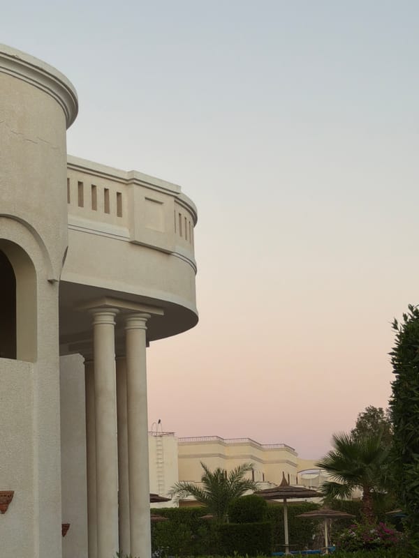 Sunset stroll through a Sharm El Sheikh resort, June 2026