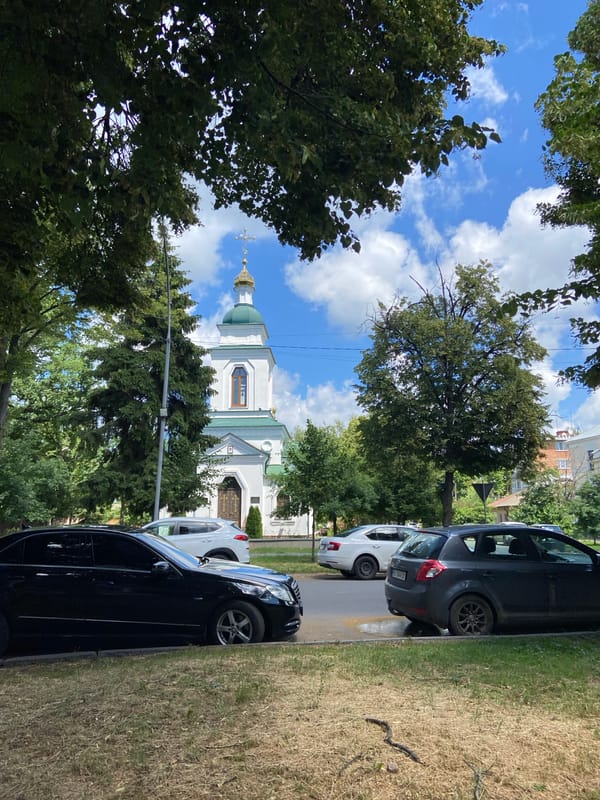 Summer morning around Poltava's parks, squares, and landmarks