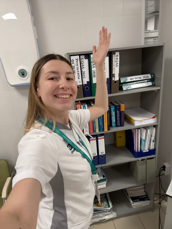 Selfies from inside a Moscow medical clinic, SM-Klinika