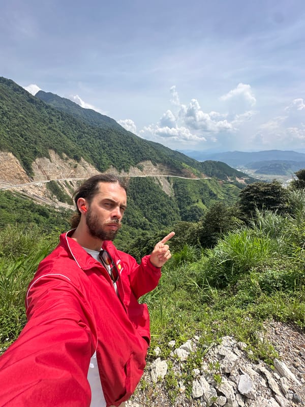 Solo motorcyclist documents scenic mountain journey in Muong Than, Vietnam