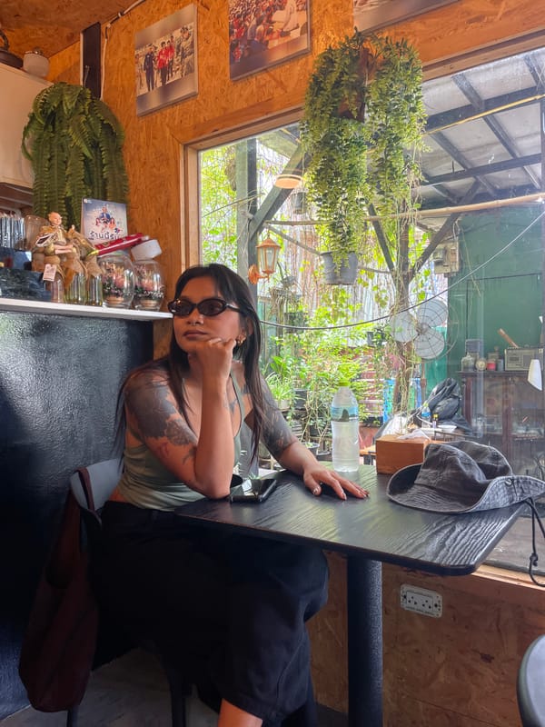 Bangkok backstreet life: canals, vintage cars, and local hangouts