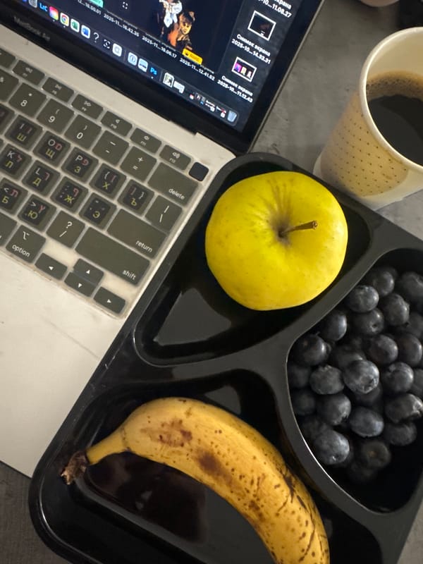 Worker shares healthy desk snacks setup in Bat Yam