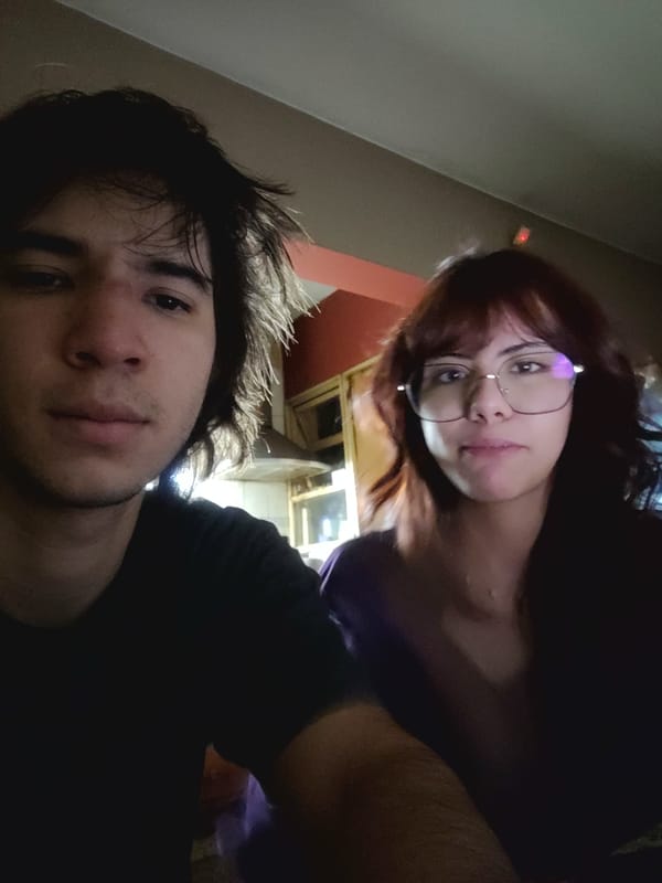 Early morning selfies and room documentation in Catamarca, Argentina