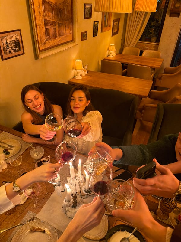 Evening dining celebrations sweep through Tbilisi restaurants and bars