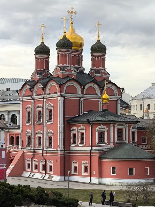 Spring blooms documented near Orthodox churches in Russian city