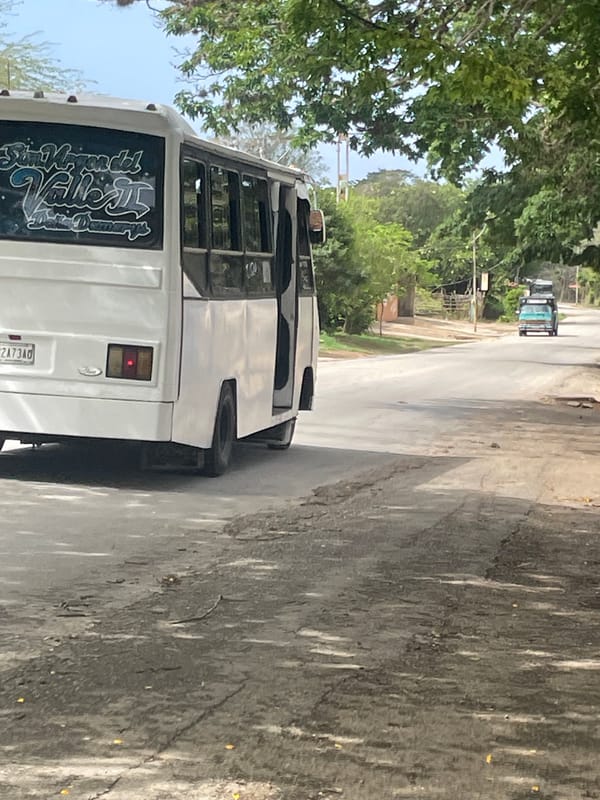 Casual documentation of daily life in Venezuelan towns