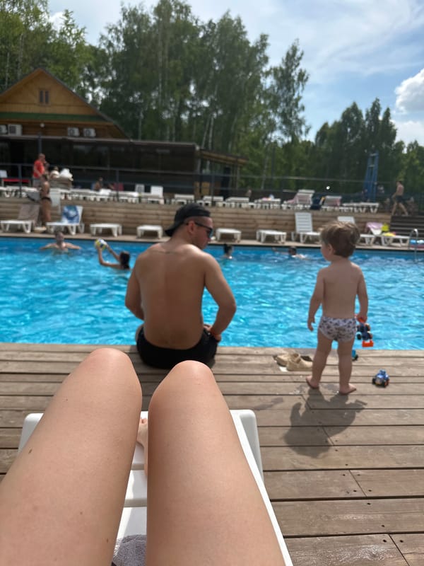 Summer pool day in Kazan with families and relaxation